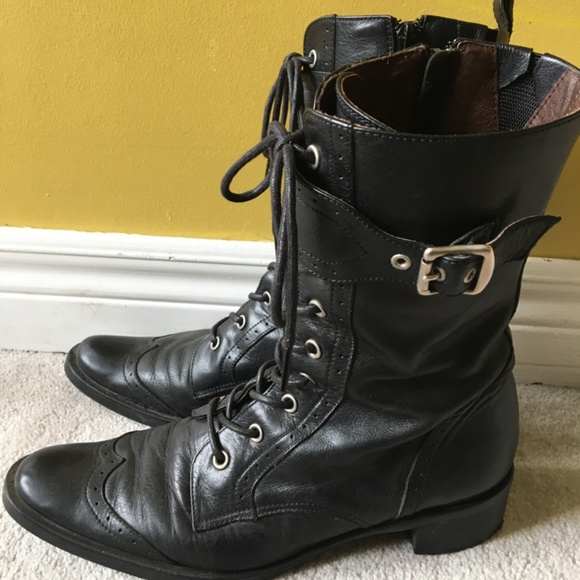 SOLD. Beautiful Genuine Leather Wing Tip Victorian Boots - Picture 2 of 5